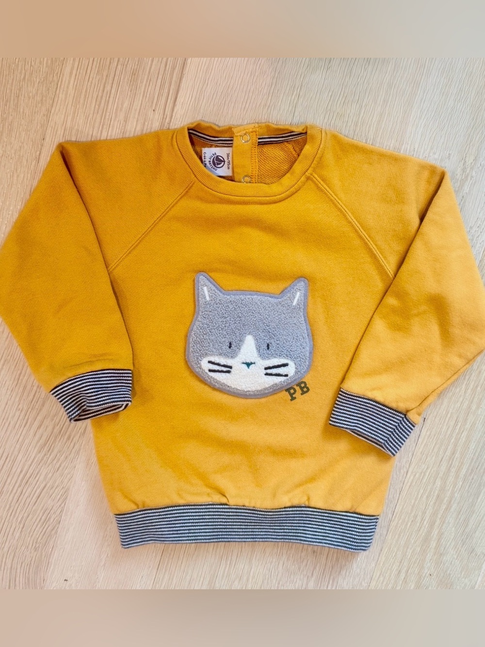 Petit Bateau  Kids Yellow Cat Appliqué Sweatshirt - 36 Months